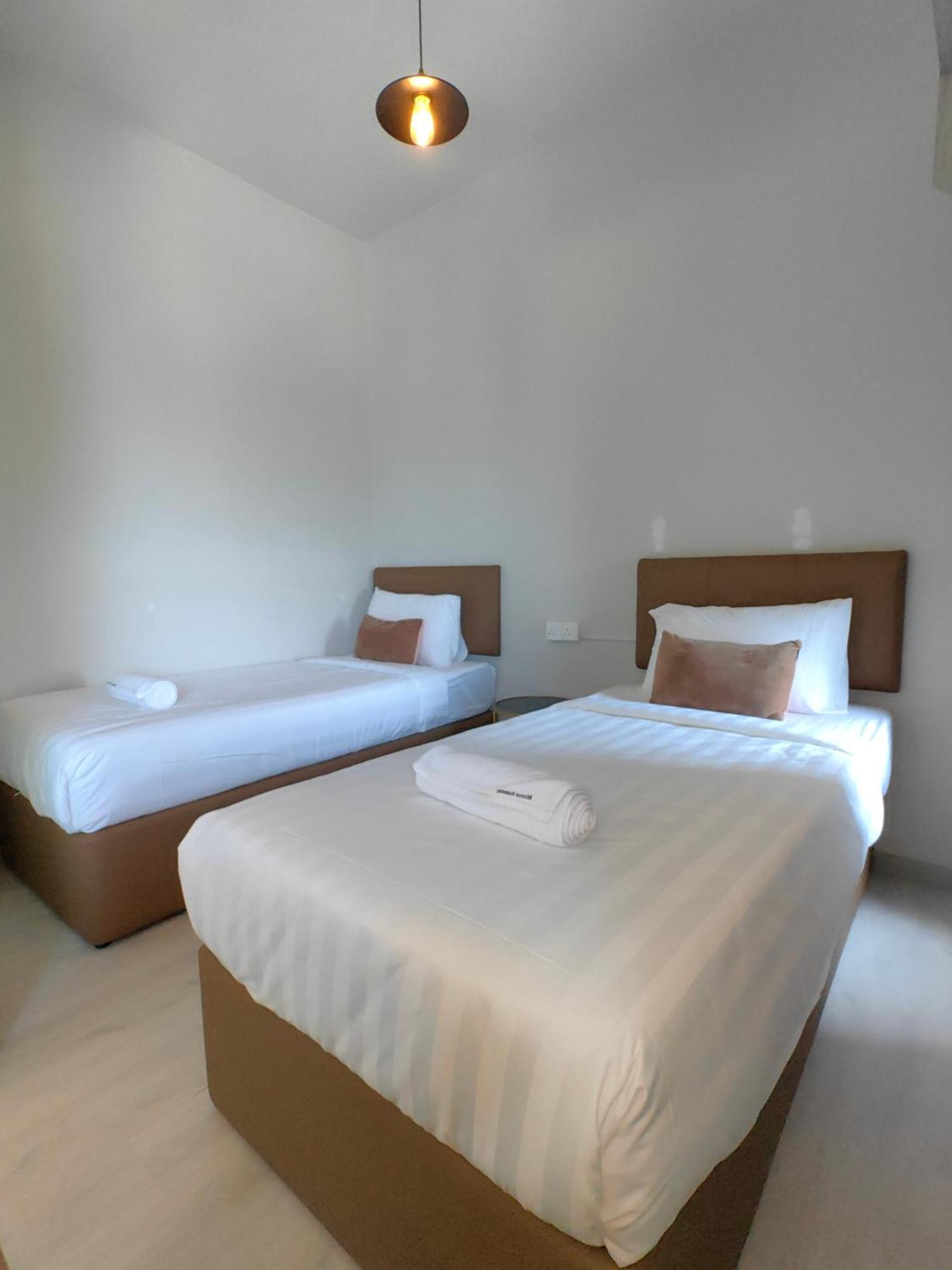 Jesselton Quay By Miraton Lodge 1 Kota Kinabalu Exterior photo